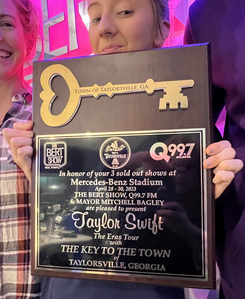  WWWQ (Q99.7)/Atlanta’s The Bert Show Gets Taylor Swift The Key To The City…Of …
