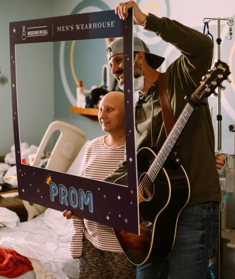  Walker Hayes, Jax And Other Artists Help Musicians On Call Bring Prom To Hospitalized Kids